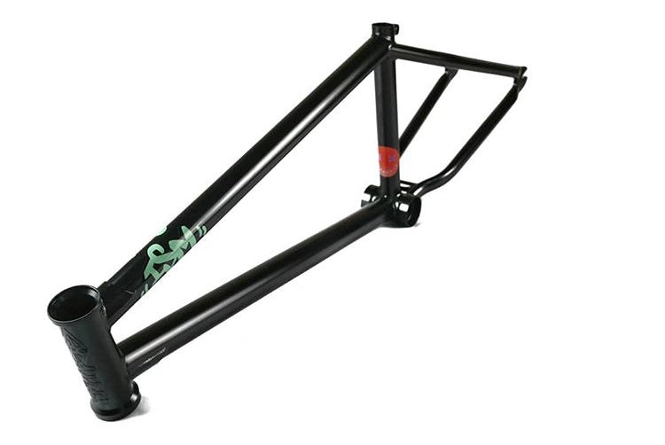 Stranger ISM Frame Black – BAYGAME